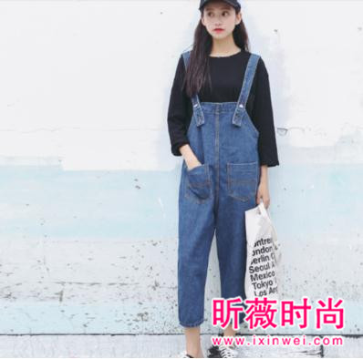 永葆年轻的秘密背带裤 款式复古但又不失潮流