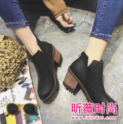 衣橱必备时尚短靴 百搭简约大气显瘦