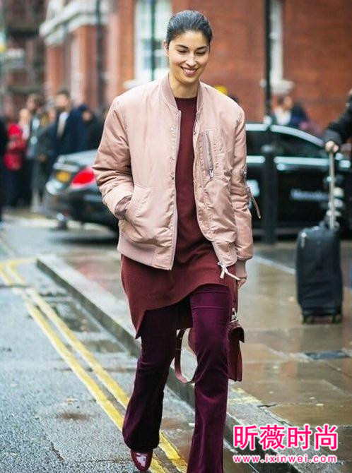 早春跟时尚博主学穿搭 穿的花枝招展才迷人