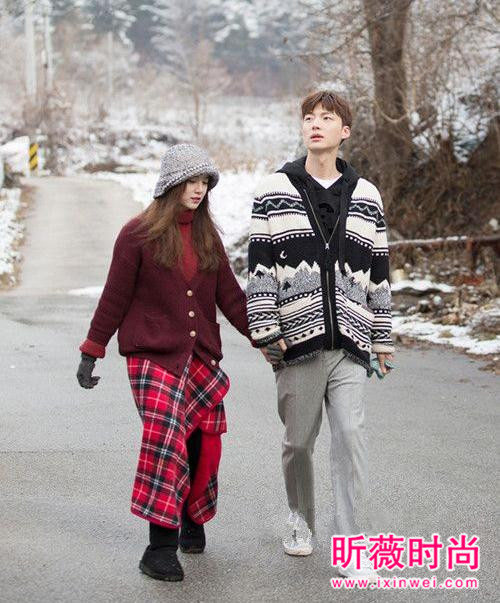 牛奶夫妇婚后甜蜜恩爱 具惠善安宰贤情侣造型 牛奶夫妇婚后甜蜜恩爱 具惠善安宰贤情侣造型