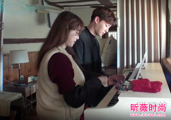 牛奶夫妇婚后甜蜜恩爱 具惠善安宰贤情侣造型