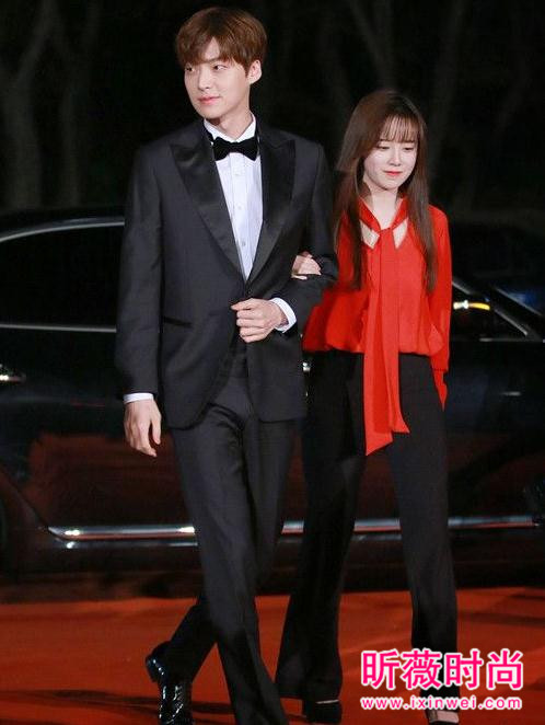 牛奶夫妇婚后甜蜜恩爱 具惠善安宰贤情侣造型