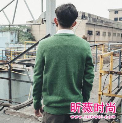 日系轻文艺毛线衣 男神衣橱必备时尚单品