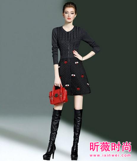 冬季不露脚踝也显瘦 学时装精们的街拍穿搭 冬季不露脚踝也显瘦 学时装精们的街拍穿搭