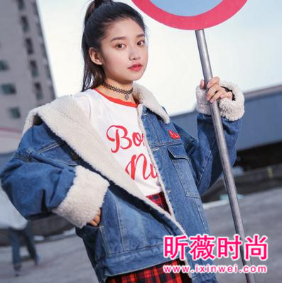 时尚牛仔衣VS棒球衫 哪个才是街拍女王？