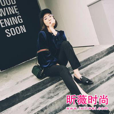 这些时尚流行的卫衣 俏皮随性减龄吸睛