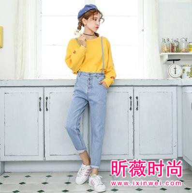 时尚又百搭的牛仔裤 穿起来很凸显气质