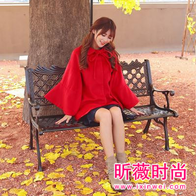 红色大衣的本命运气 过年穿红色呢大衣最佳