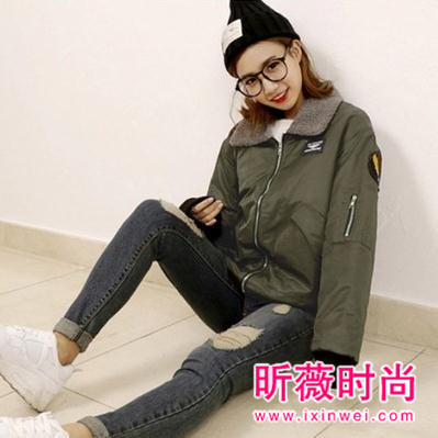 暖色系棉服街头风格 搭配暖色系衣鞋超赞