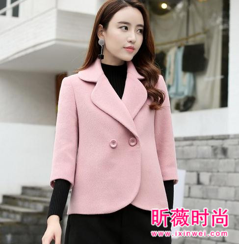 早春时尚短款毛呢穿搭 凹起造型来也很有气质