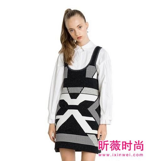 冬季简约时尚内搭 选背心裙绝对错不了 冬季简约时尚内搭 选背心裙绝对错不了