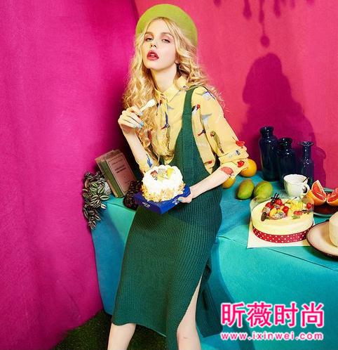 冬季简约时尚内搭 选背心裙绝对错不了