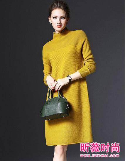 早春针织连衣裙穿搭 简约时尚成熟韵味 早春针织连衣裙穿搭 简约时尚成熟韵味