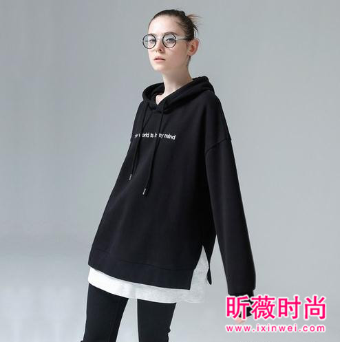 冬季时尚经典黑色穿搭 衣橱里必备的黑色单品