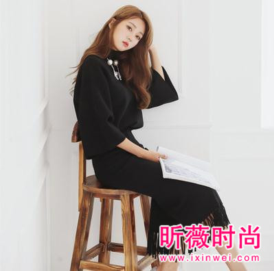 搭配困难症不用怕 一身套装裙解决搭配造型