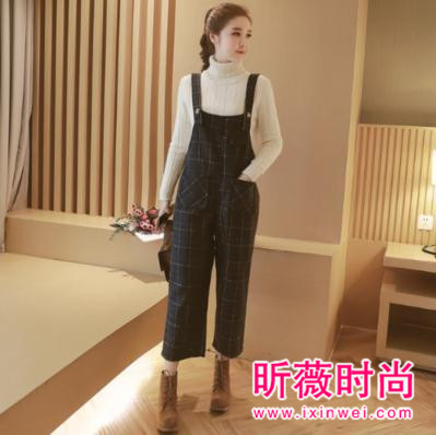 背带单品经久不衰 穿出复古名媛气质 背带单品经久不衰 穿出复古名媛气质