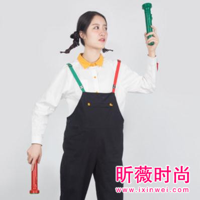 背带单品经久不衰 穿出复古名媛气质 背带单品经久不衰 穿出复古名媛气质