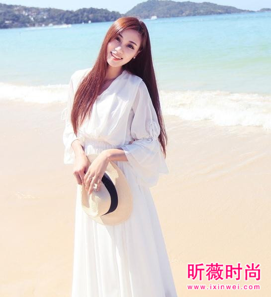 性感迷人身段穿出来 春季连衣裙尽显好身材