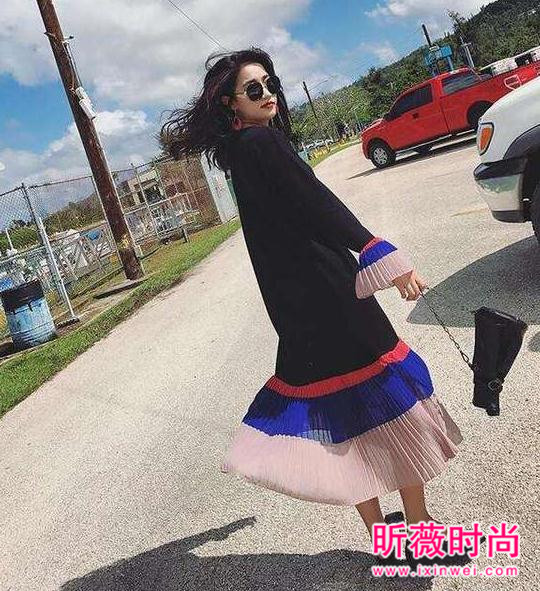 情人节换上连衣裙 来一场浪漫的约会吧