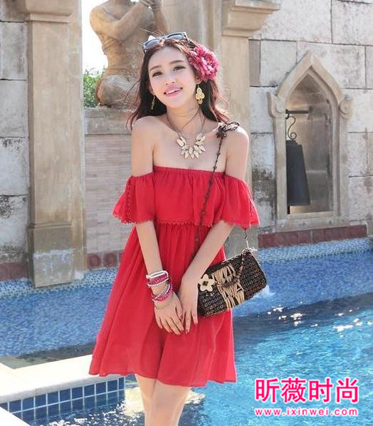 小性感的休闲长裙 沙滩与裙子完美的搭配