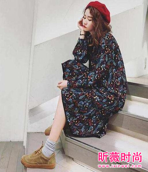 时尚显瘦的连衣裙穿搭 凸显女性特有的小性感 时尚显瘦的连衣裙穿搭 凸显女性特有的小性感