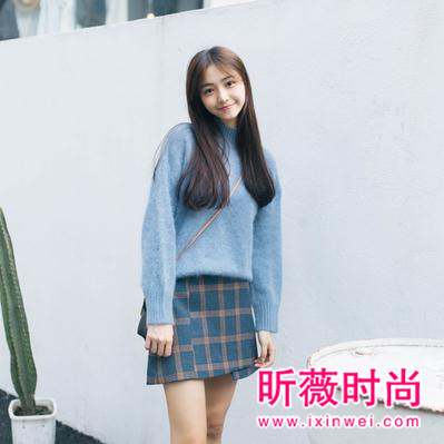 2017流行的针织衫穿搭 版型时尚不挑人穿 2017流行的针织衫穿搭 版型时尚不挑人穿