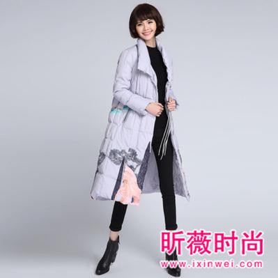 斗篷大衣2017新款穿搭 给你的冬季来点新意