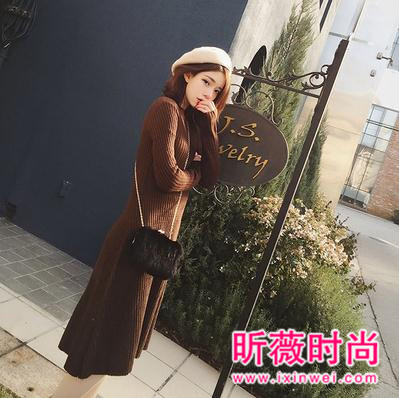 冬季连衣裙搭配示范 新穿搭连衣裙做内衬才美