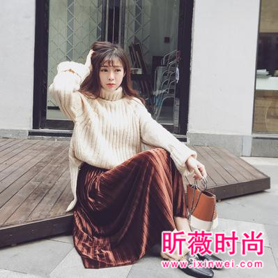 冬季韩式新款毛衣图片 既流行时尚又能保暖御寒 冬季韩式新款毛衣图片 既流行时尚又能保暖御寒