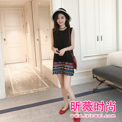 2017新款裙子穿搭示范 让你做个时尚清纯美少女