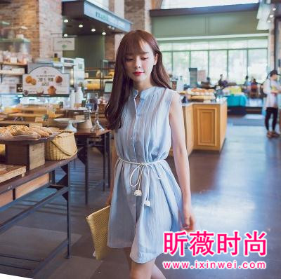 2017新款裙子穿搭示范 让你做个时尚清纯美少女