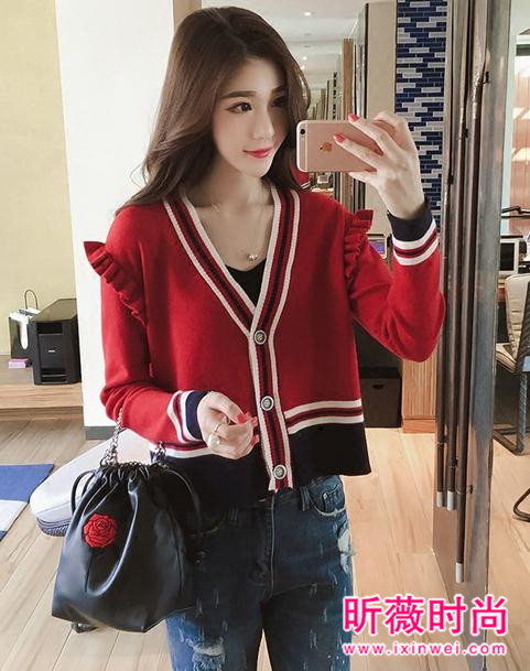 新春女神必备款三件套 率性时髦造型感很强