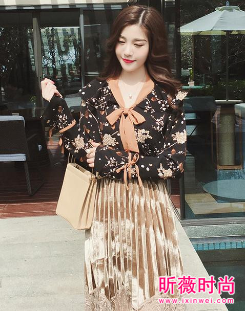 新春女神必备款三件套 率性时髦造型感很强 新春女神必备款三件套 率性时髦造型感很强