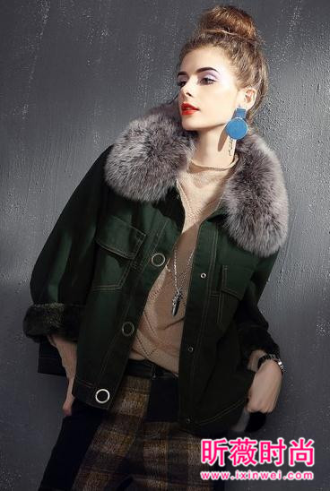 青春活力神搭配 牛仔时尚减龄最实用