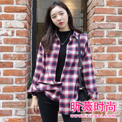 春季时尚流行的衬衫 经典百搭穿出品味