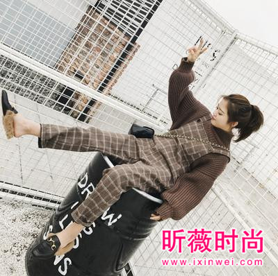 清新时尚背带裤来助你 减龄显瘦就是这么简单