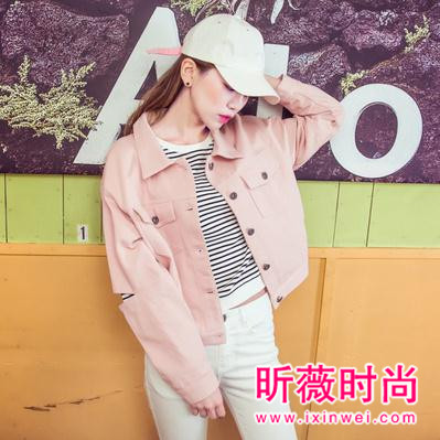 新潮少女心时尚穿搭 牛仔外套帅气撩人 新潮少女心时尚穿搭 牛仔外套帅气撩人