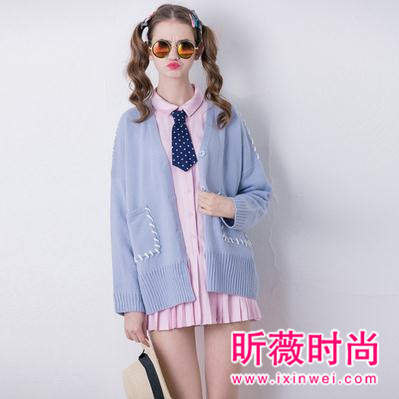 新潮少女心时尚穿搭 牛仔外套帅气撩人 新潮少女心时尚穿搭 牛仔外套帅气撩人