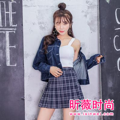 新潮少女心时尚穿搭 牛仔外套帅气撩人 新潮少女心时尚穿搭 牛仔外套帅气撩人