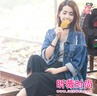 春季如何遮肉显瘦？牛仔外套轻松做到