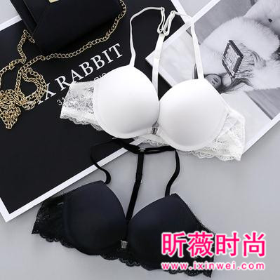 情人节来点不一样 来一套性感内衣吧