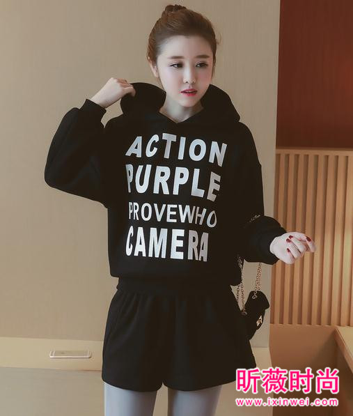 春季流行什么时尚单品？精致又显气质的卫衣