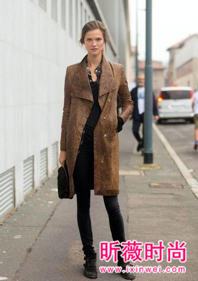 女生时尚黑色长裤搭配 穿上它就有迷人大长腿