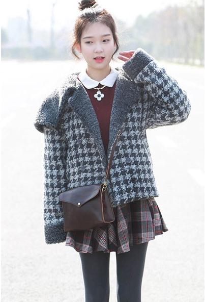 千鸟格时尚服装流行趋势 千鸟格搭配增添女人妩媚感