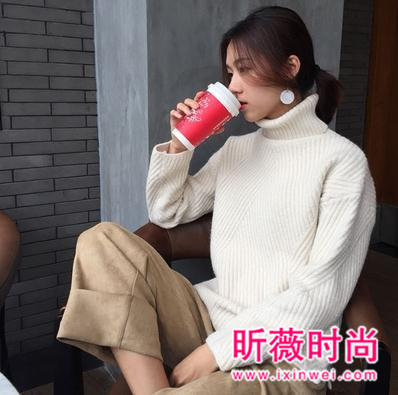 学院风毛衣穿搭示范 韩范的清新感吸睛指数爆表