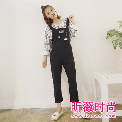 穿衣搭配就这么简单 时尚美衣穿出你的美 穿衣搭配就这么简单 时尚美衣穿出你的美