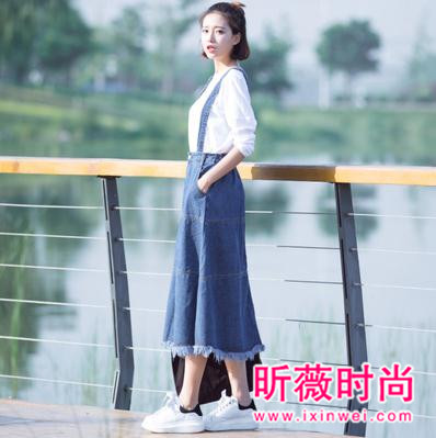 唯美的韩版背带裙 时尚百搭可爱凸显气质 唯美的韩版背带裙 时尚百搭可爱凸显气质