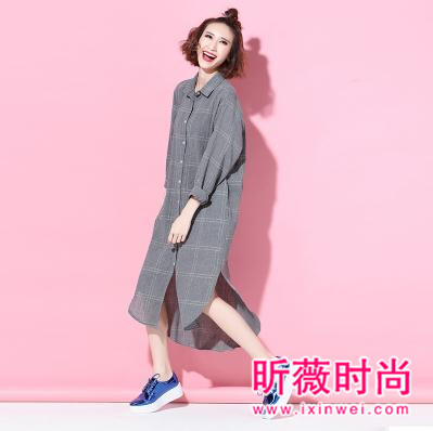 春季流行什么服饰单品？格子控必备的格纹春装