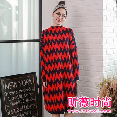 2017套上撞色毛衣 时尚舒适温暖韩范儿十足 2017套上撞色毛衣 时尚舒适温暖韩范儿十足