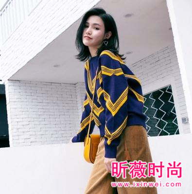 2017套上撞色毛衣 时尚舒适温暖韩范儿十足